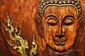 Tête de Bouddha dans le bouddhisme de feu